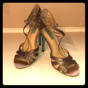 Betsy Johnson Blue Heels